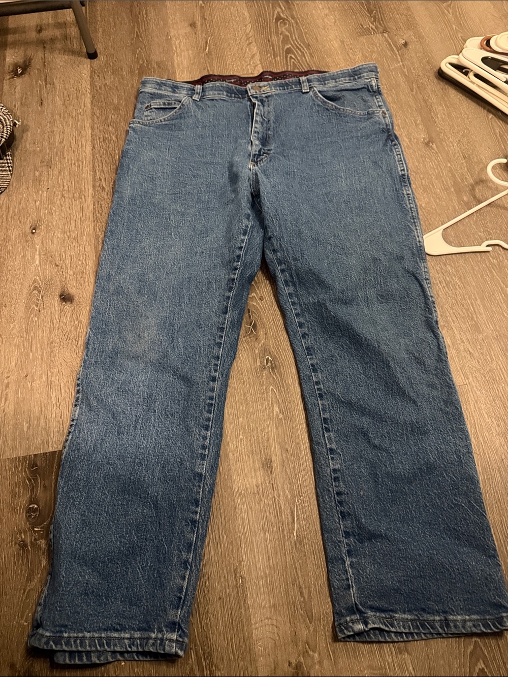 Wrangler Men's Relaxed Fit Blue Denim Jeans